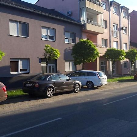 Apartment Eurho Осієк Екстер'єр фото