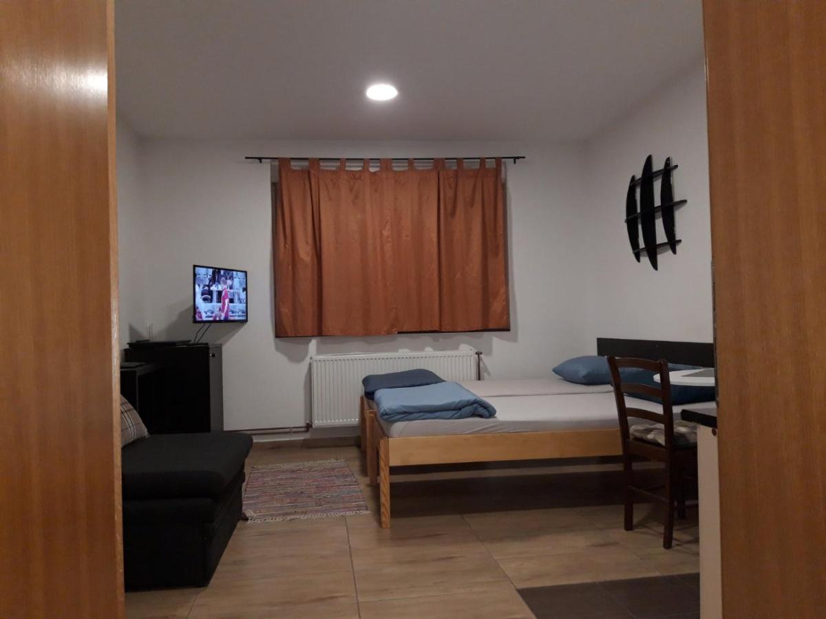 Apartment Eurho Осієк Екстер'єр фото