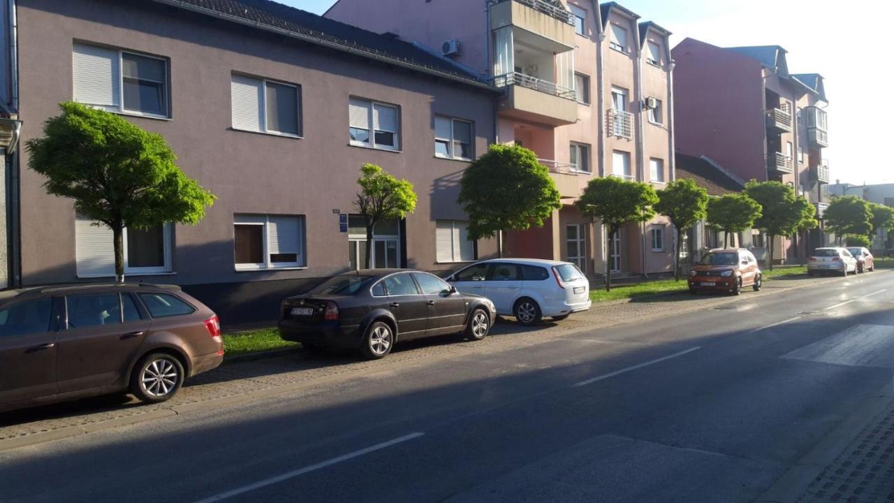 Apartment Eurho Осієк Екстер'єр фото